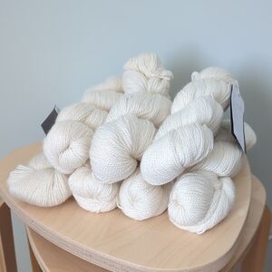 Woolfolk Tynd Yarn In 00